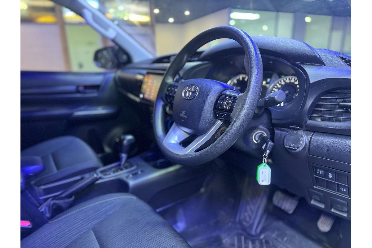 2022 Toyota Hilux SR GUN126R 4X4