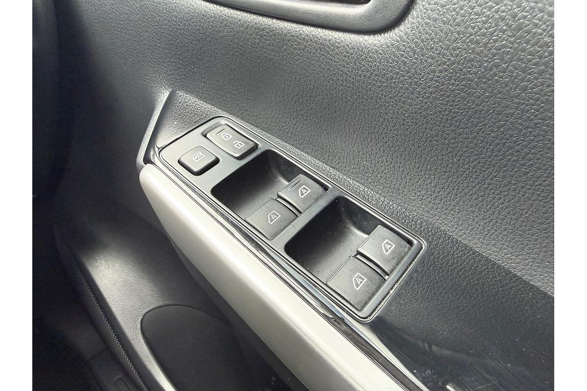 2023 Mitsubishi Pajero Sport GSR QF