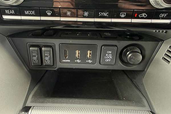 2023 Mitsubishi Pajero Sport GSR QF