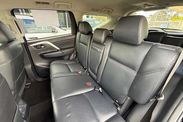 2023 Mitsubishi Pajero Sport GSR QF