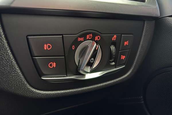 2019 BMW X3 sDrive20i G01