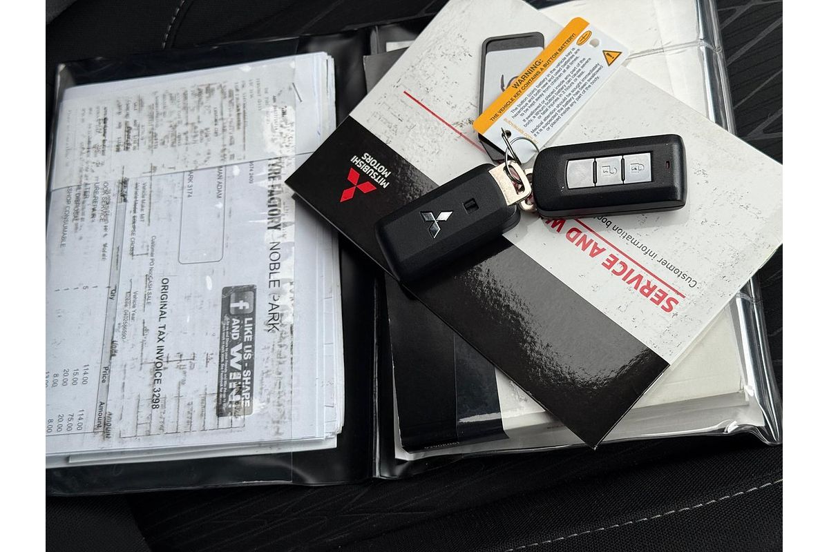 2020 Mitsubishi Eclipse Cross Black Edition YA