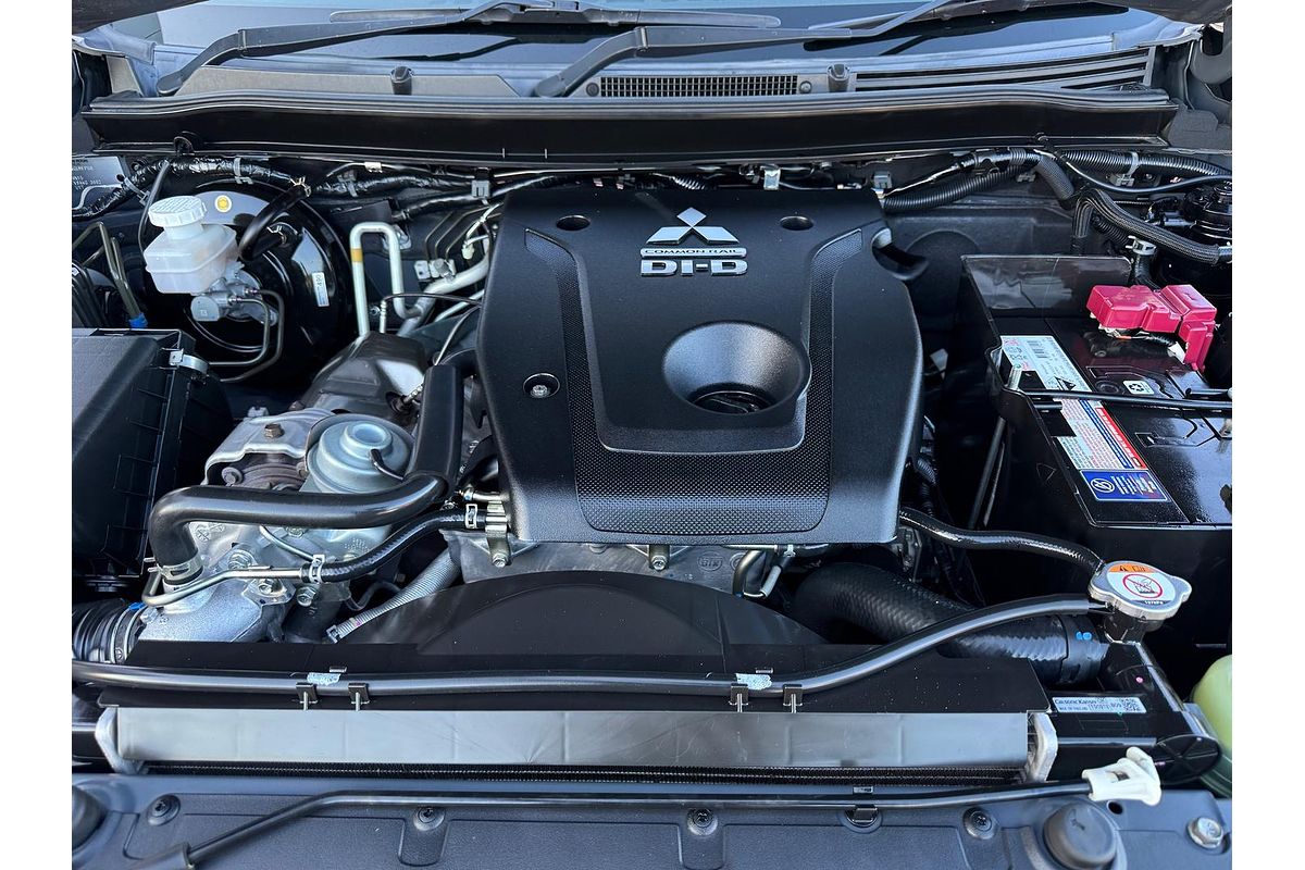 2019 Mitsubishi Pajero Sport GLS QE