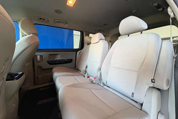 2020 Kia Carnival Si YP