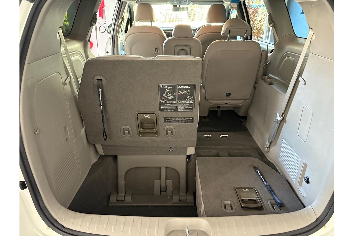 2020 Kia Carnival Si YP