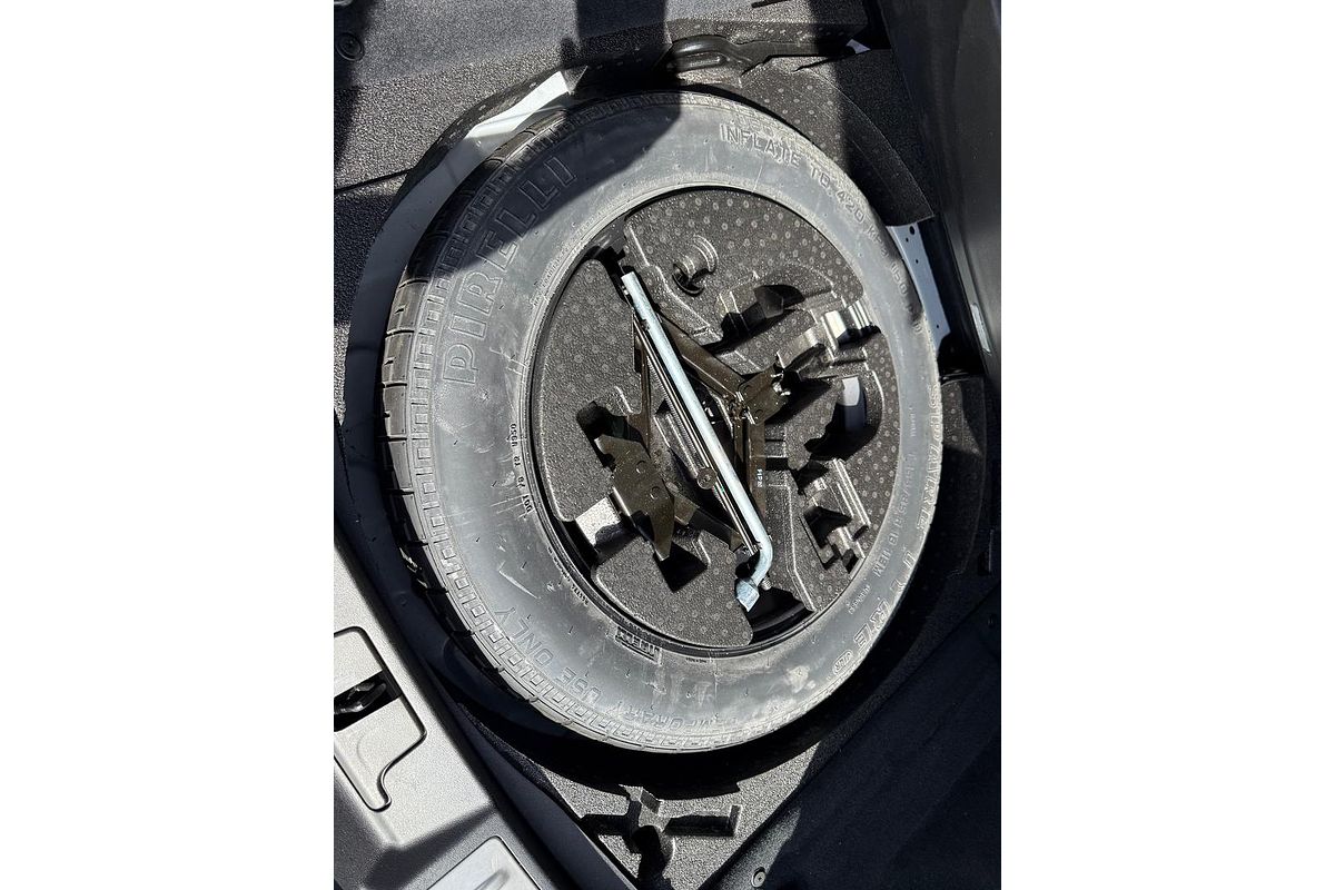 2021 Land Rover Range Rover Evoque P250 R-Dynamic SE L551