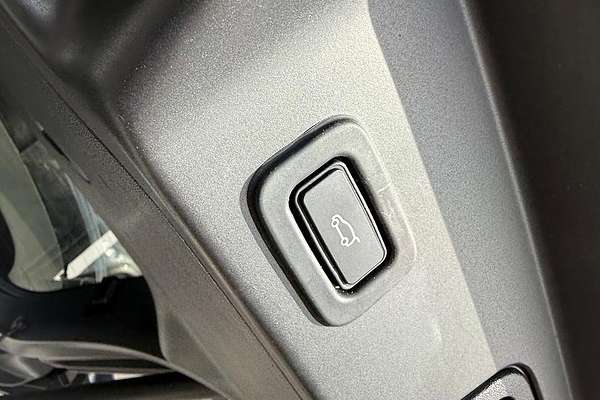 2021 Land Rover Range Rover Evoque P250 R-Dynamic SE L551