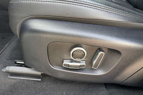 2021 Land Rover Range Rover Evoque P250 R-Dynamic SE L551