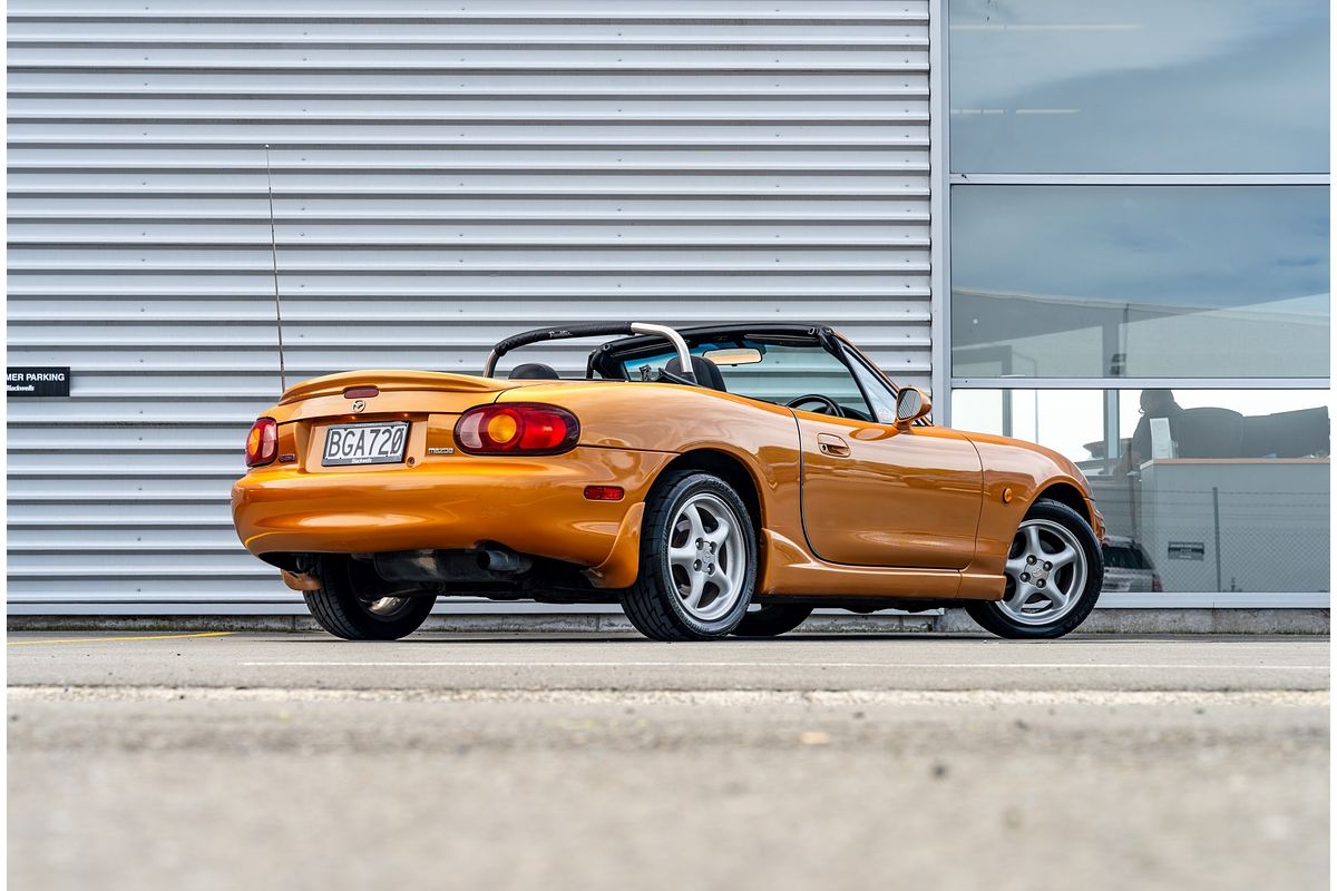 1998 Mazda Roadster