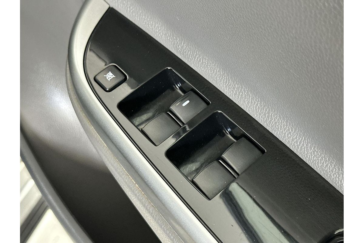 2017 Mitsubishi Triton Exceed MQ 4X4