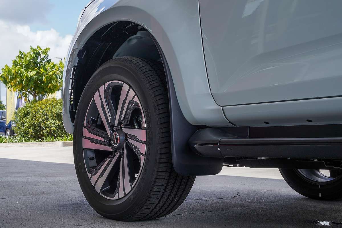 2025 Isuzu MU-X LS-T