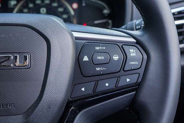 2025 Isuzu MU-X LS-T