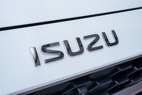 2025 Isuzu MU-X LS-T