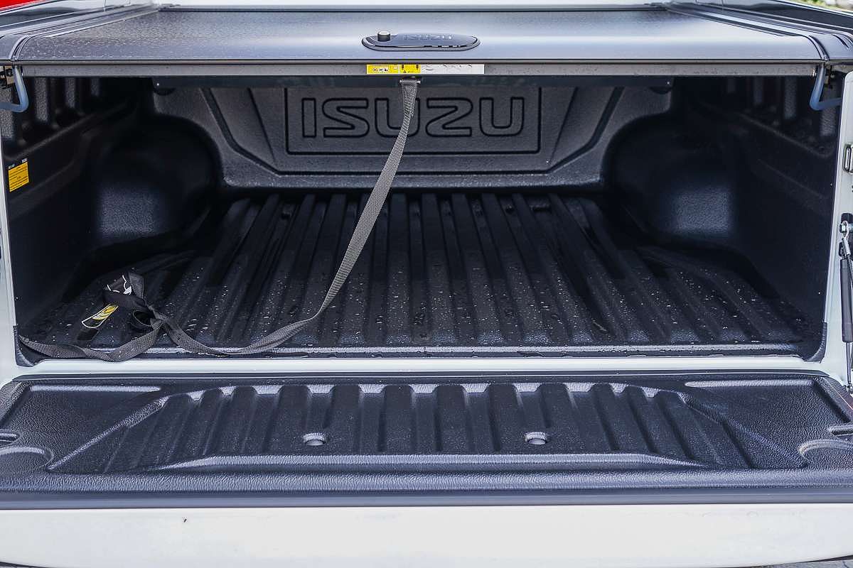 2025 Isuzu D-MAX X-TERRAIN 4X4