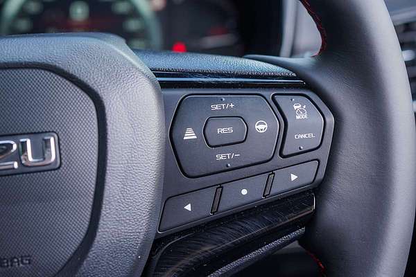 2025 Isuzu D-MAX X-TERRAIN 4X4