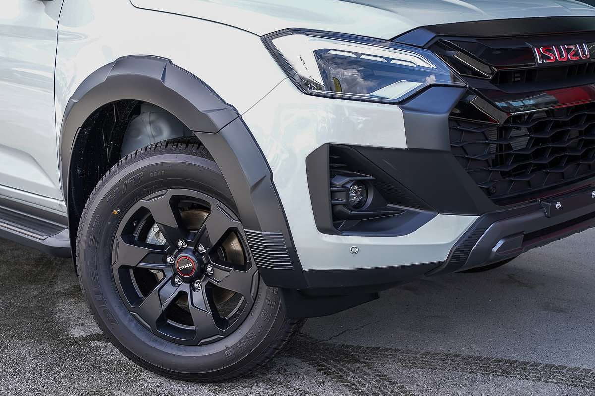 2025 Isuzu D-MAX X-TERRAIN 4X4