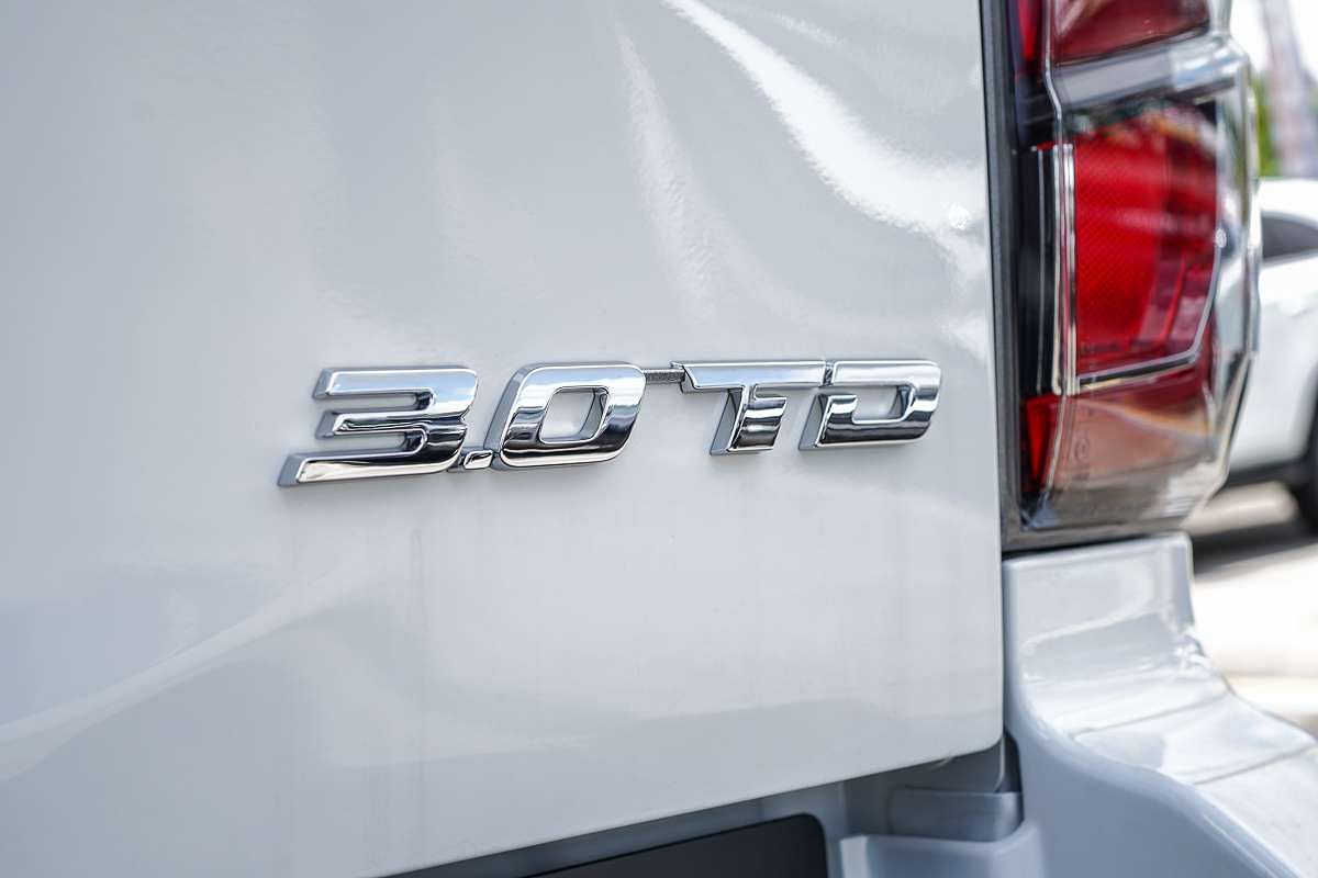 2025 Isuzu D-MAX X-TERRAIN 4X4