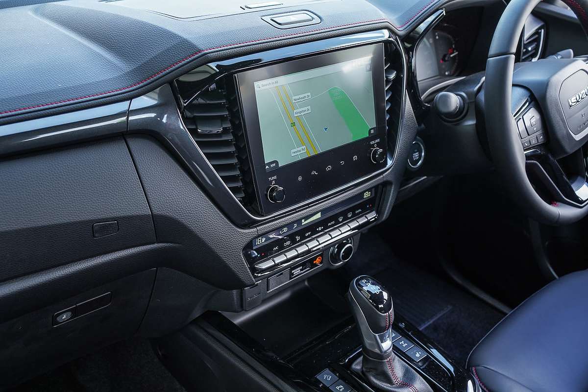 2025 Isuzu D-MAX X-TERRAIN 4X4