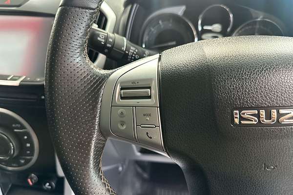 2017 Isuzu MU-X LS-U