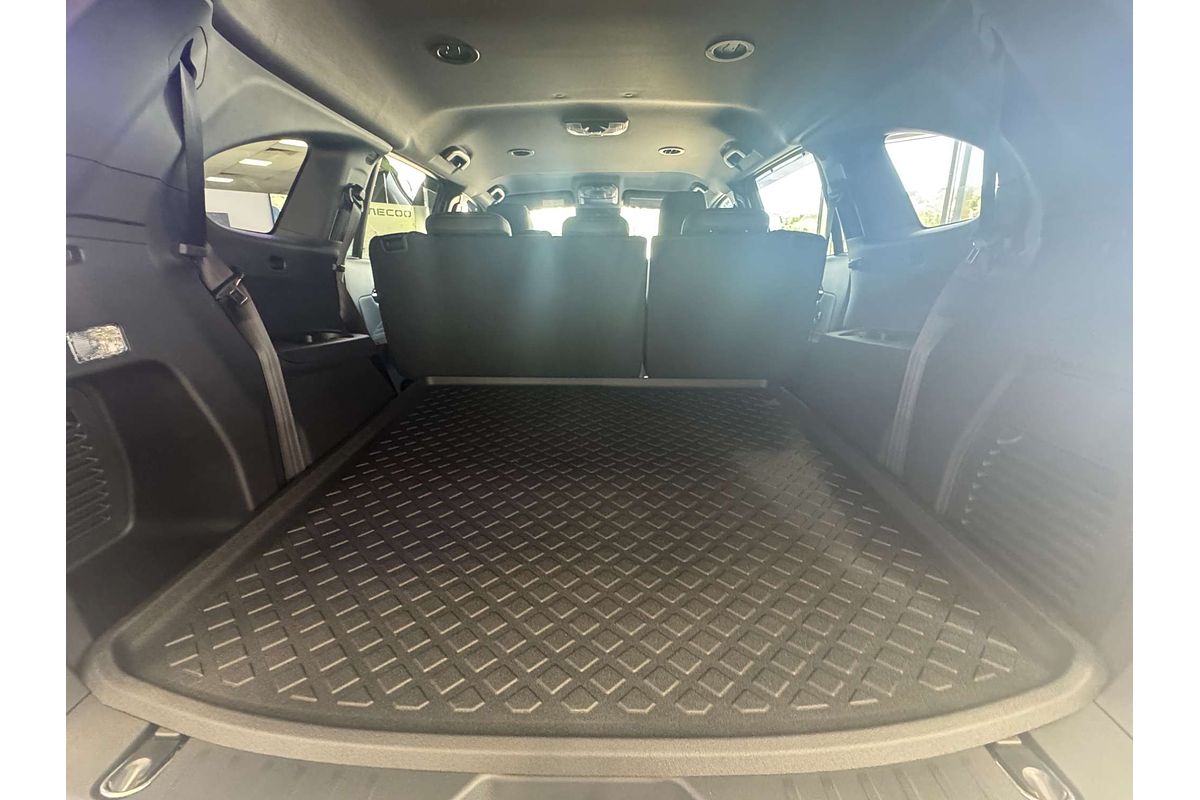 2025 Isuzu MU-X LS-T