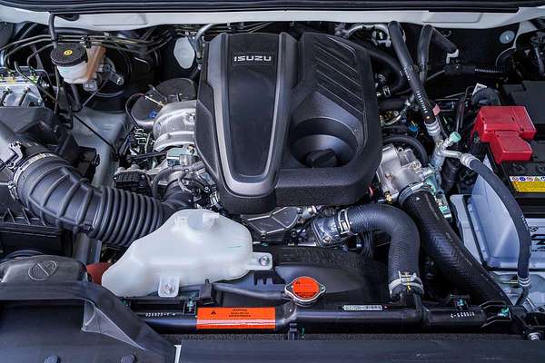 2025 Isuzu MU-X LS-T