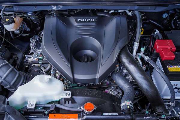 2025 Isuzu D-MAX X-TERRAIN 4X4