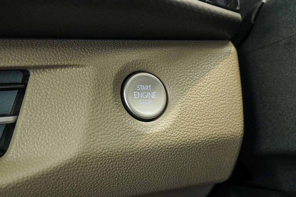 2024 Volkswagen Multivan TDI360 Life T7 SWB