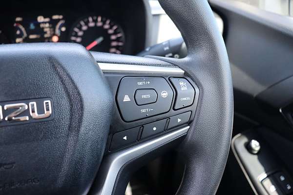 2021 Isuzu MU-X LS-M