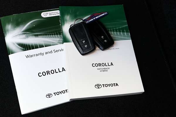 2022 Toyota Corolla Ascent Sport Hybrid ZWE211R