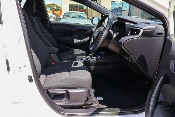 2022 Toyota Corolla Ascent Sport Hybrid ZWE211R