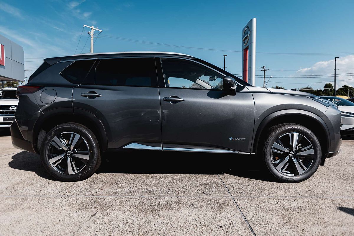 2025 Nissan X-TRAIL Ti-L e-POWER T33