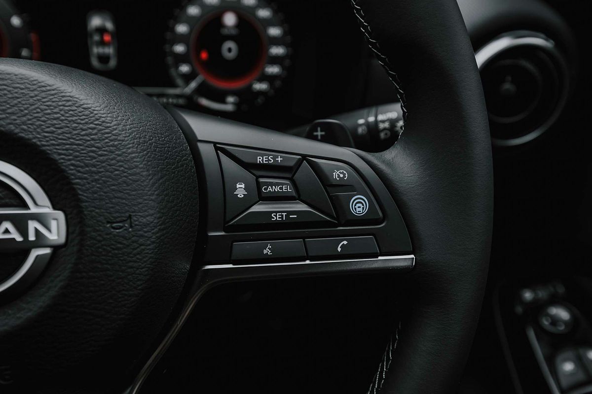 2025 Nissan JUKE N-Sport F16