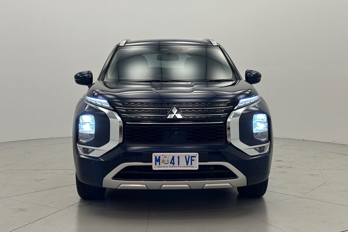 2023 Mitsubishi Outlander LS ZM