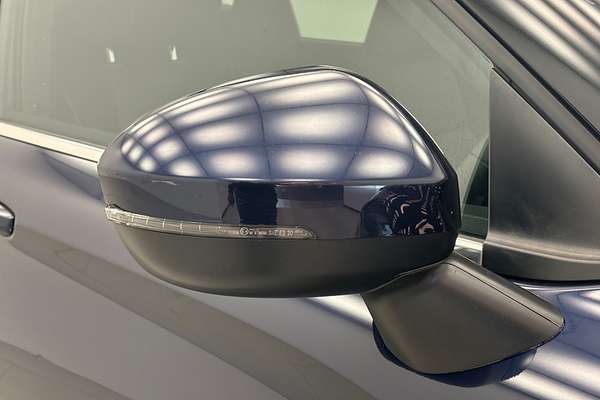 2023 Mitsubishi Outlander LS ZM