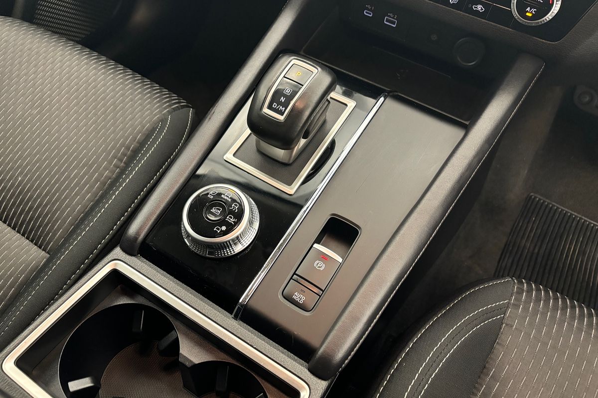 2023 Mitsubishi Outlander LS ZM