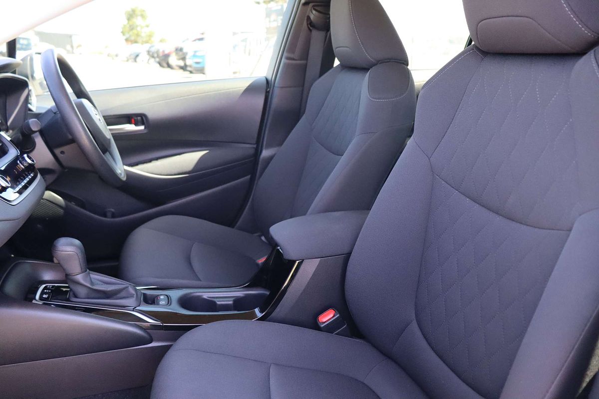 2021 Toyota Corolla Ascent Sport Hybrid ZWE211R