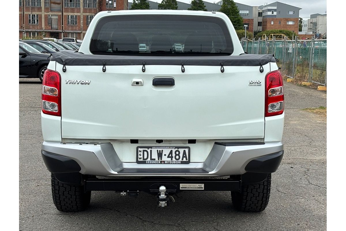 2017 Mitsubishi Triton GLX MQ 4X4