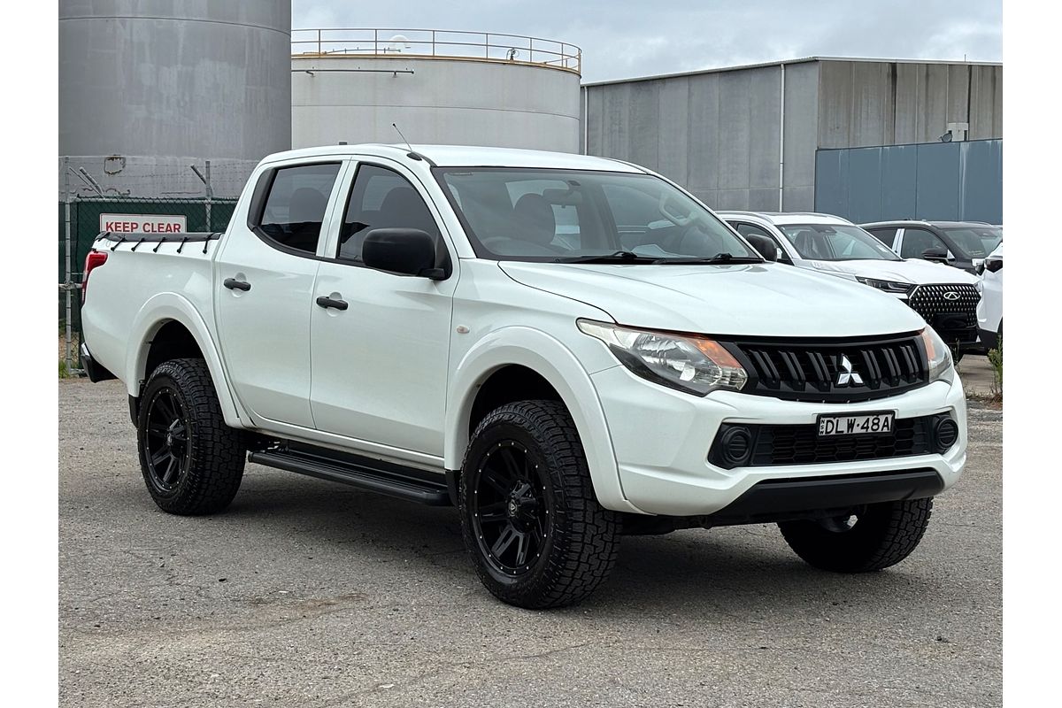2017 Mitsubishi Triton GLX MQ 4X4