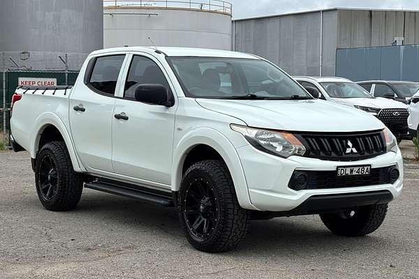2017 Mitsubishi Triton GLX MQ 4X4