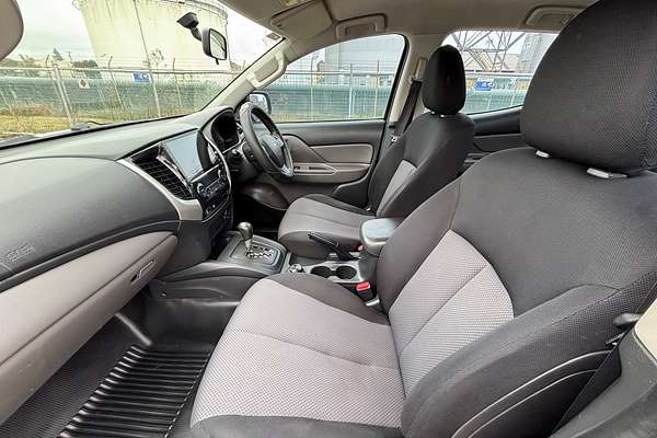 2017 Mitsubishi Triton GLX MQ 4X4