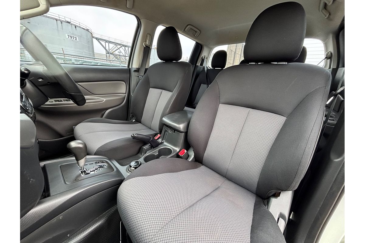 2017 Mitsubishi Triton GLX MQ 4X4