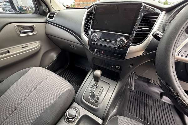 2017 Mitsubishi Triton GLX MQ 4X4