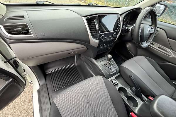 2017 Mitsubishi Triton GLX MQ 4X4