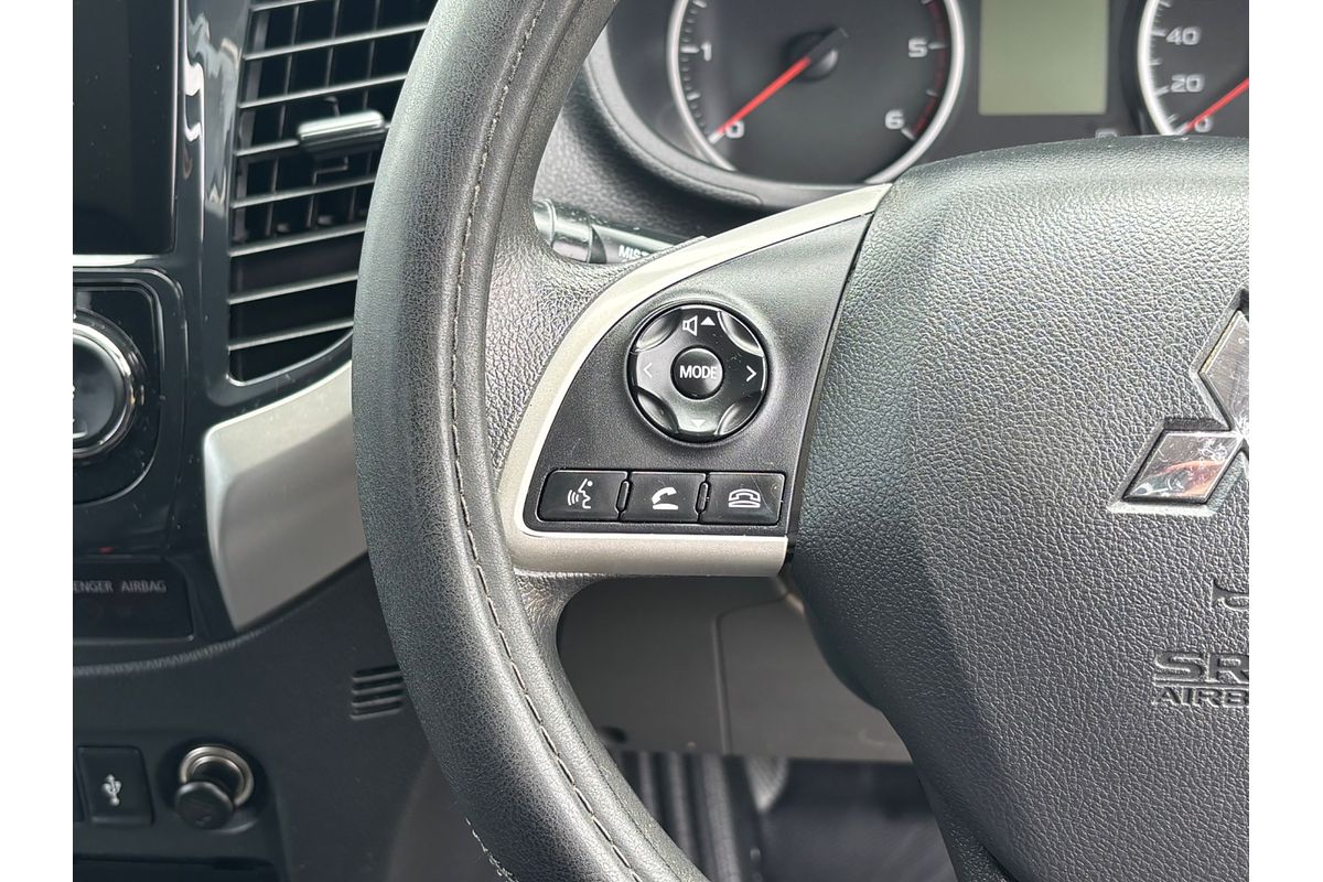 2017 Mitsubishi Triton GLX MQ 4X4