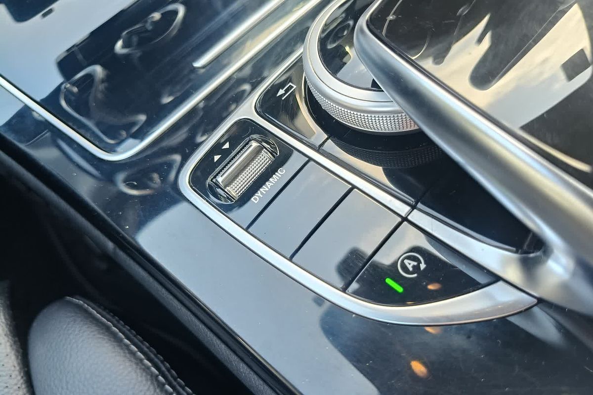 2016 Mercedes-Benz C-Class C200 W205