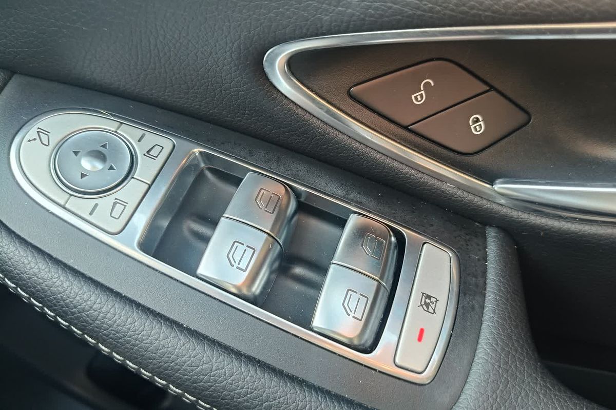 2016 Mercedes-Benz C-Class C200 W205