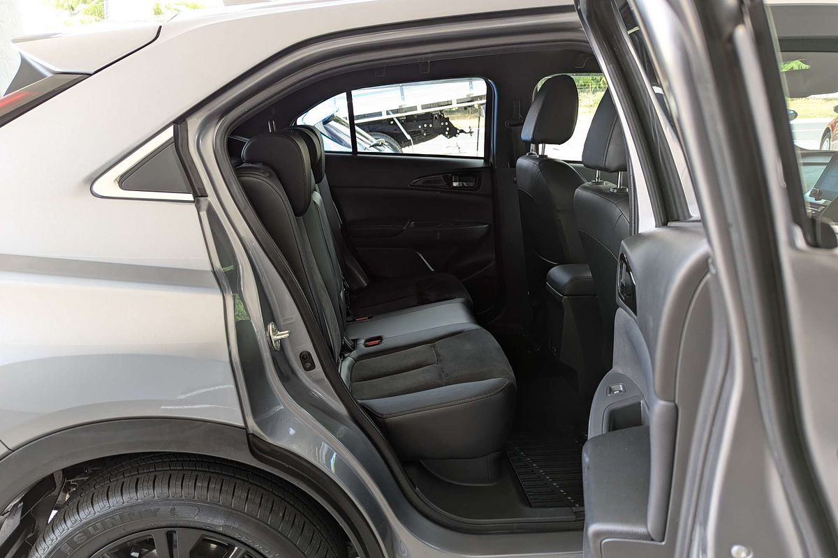 2023 Mitsubishi Eclipse Cross Black Edition YB