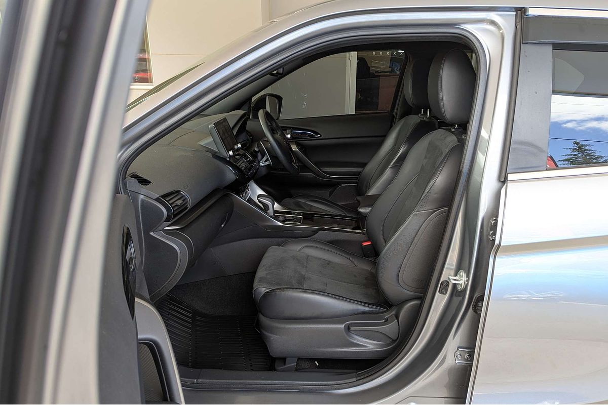 2023 Mitsubishi Eclipse Cross Black Edition YB