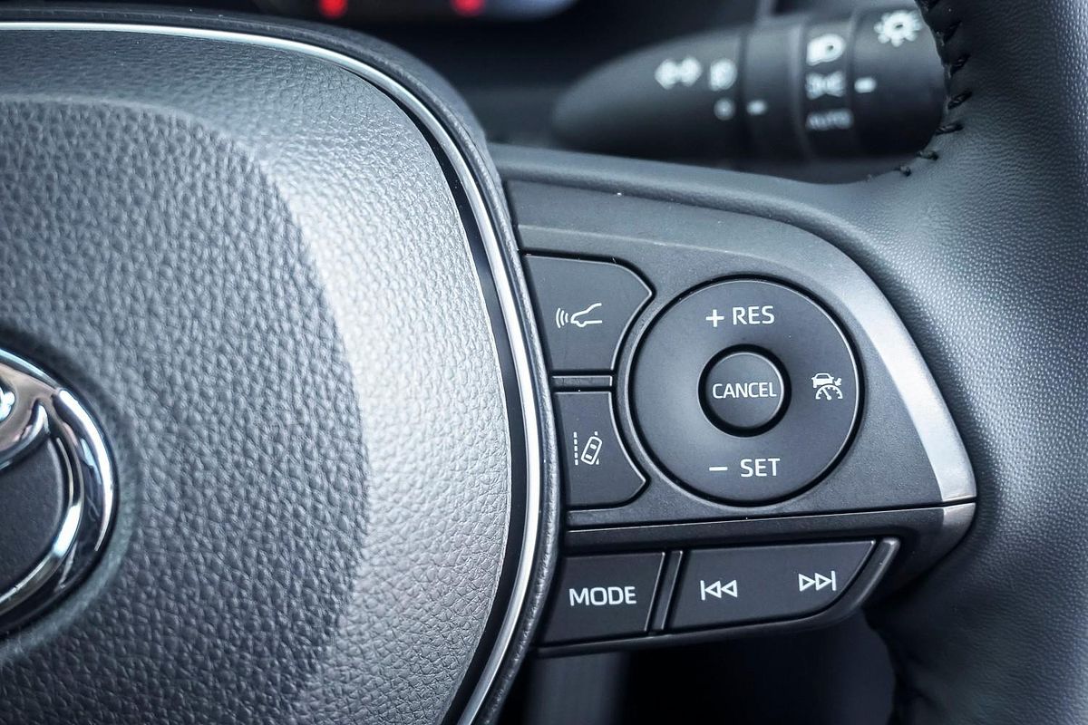 2024 Toyota RAV4 Cruiser AXAH52R