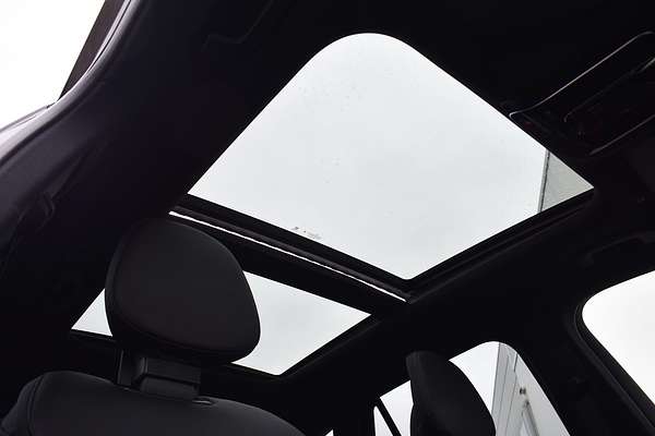 2025 Mercedes-Benz GLC-Class GLC300 X254